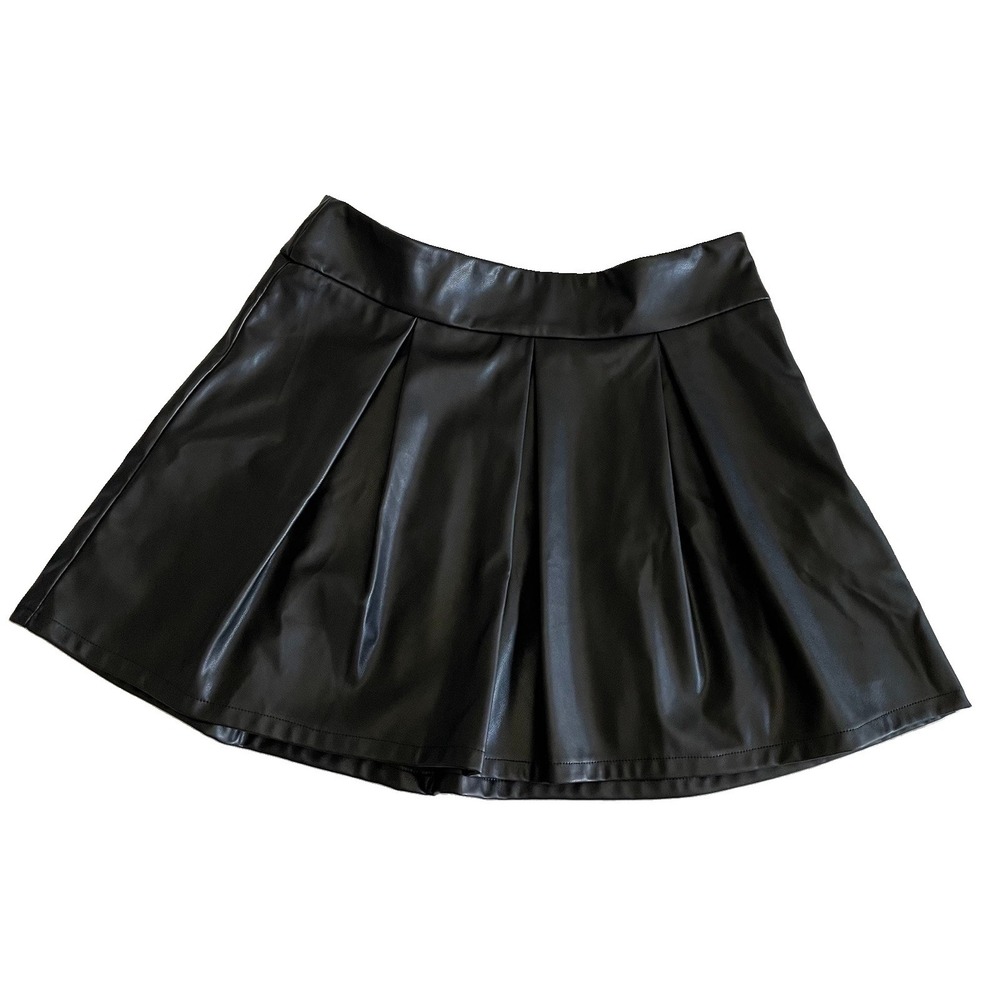 ModCloth XL Black Faux Leather Pleated Mini Skirt Dark Academia Gothic Preppy
